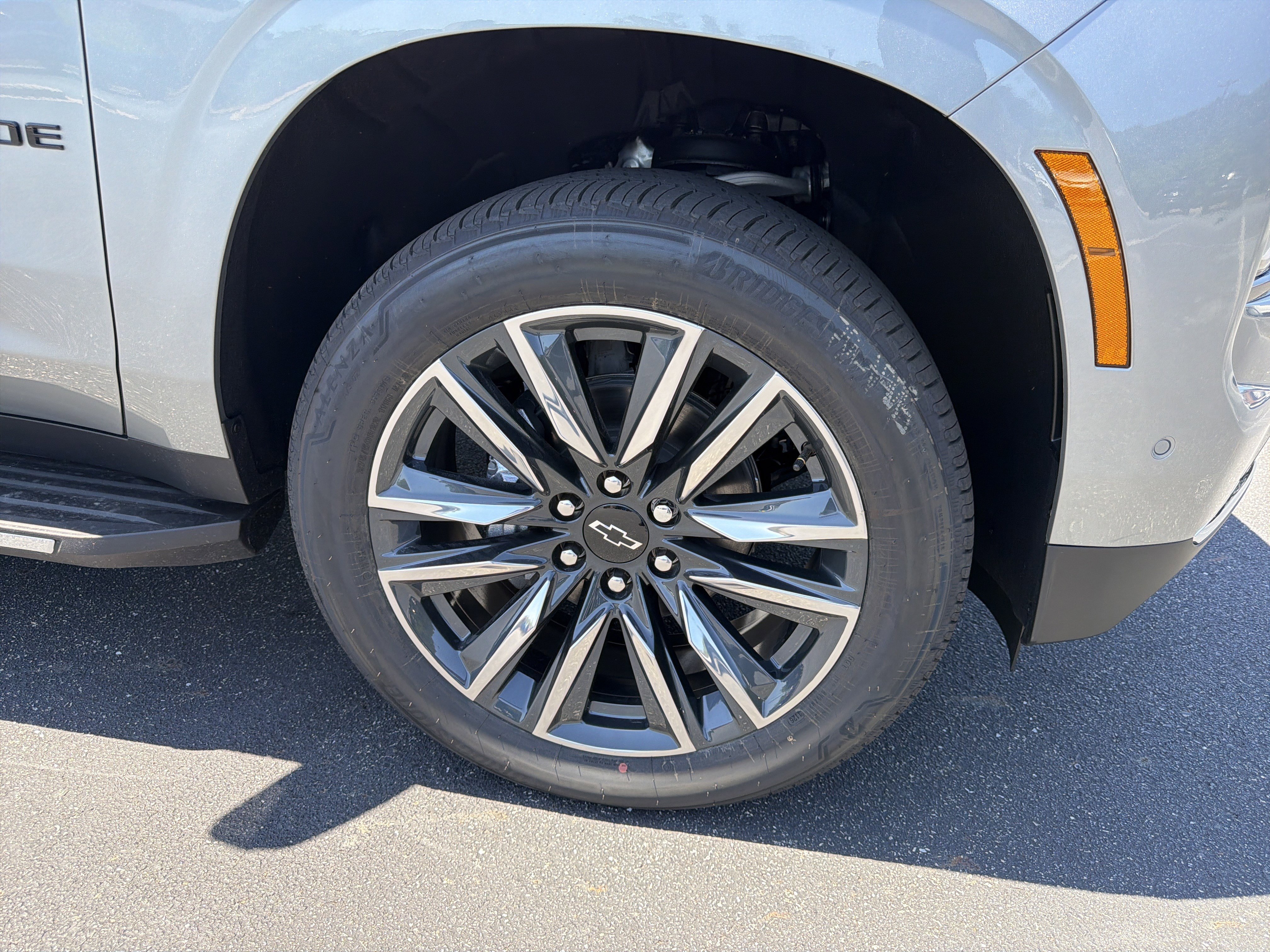 New 2026 Chevrolet Tahoe LS w/ LS Custom Edition AWD/4WD image 12