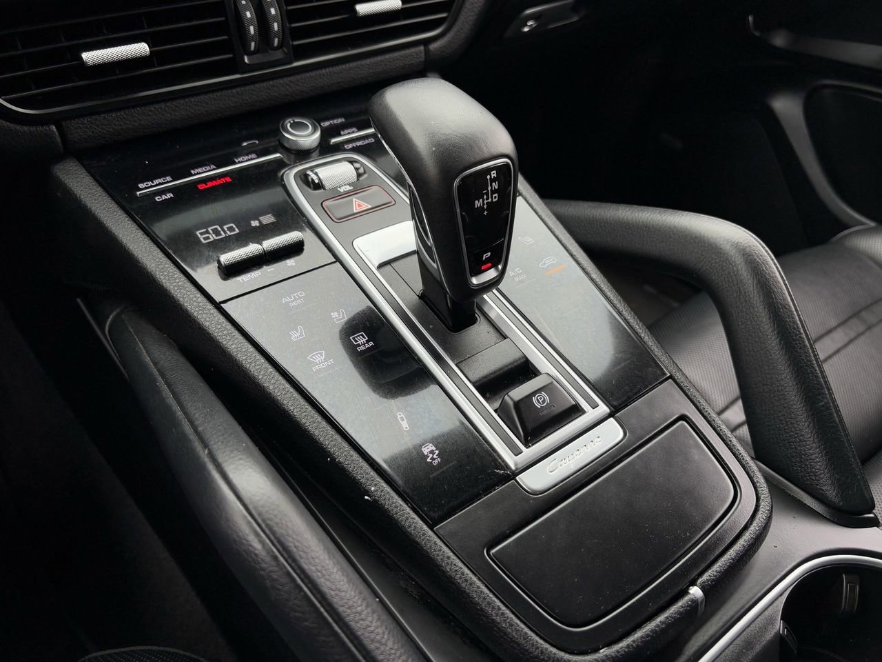 Used 2020 Porsche Cayenne image 19
