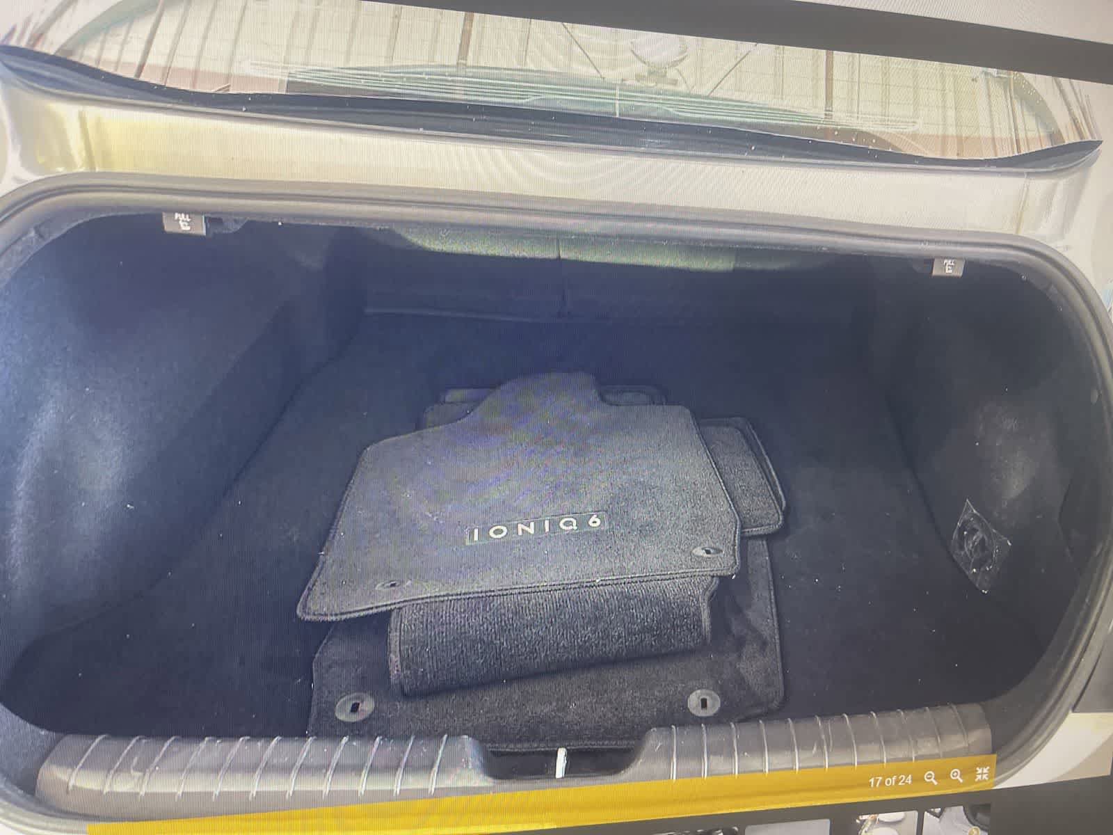 Used 2024 Hyundai Ioniq 6 SE RWD image 15