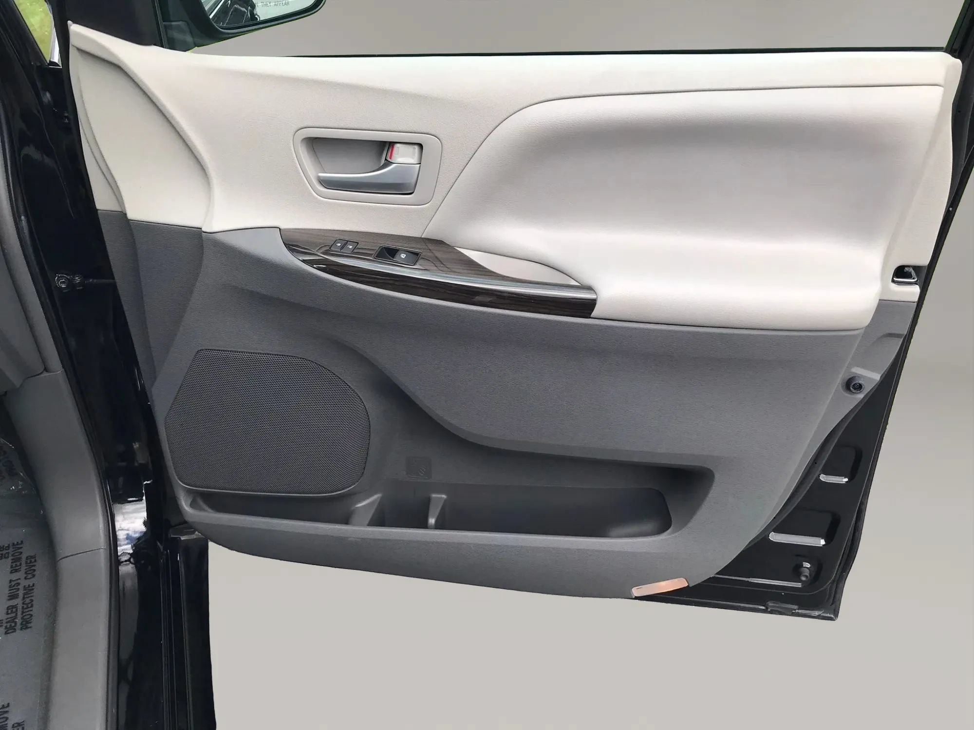 Used 2019 Toyota Sienna XLE AWD/4WD image 45