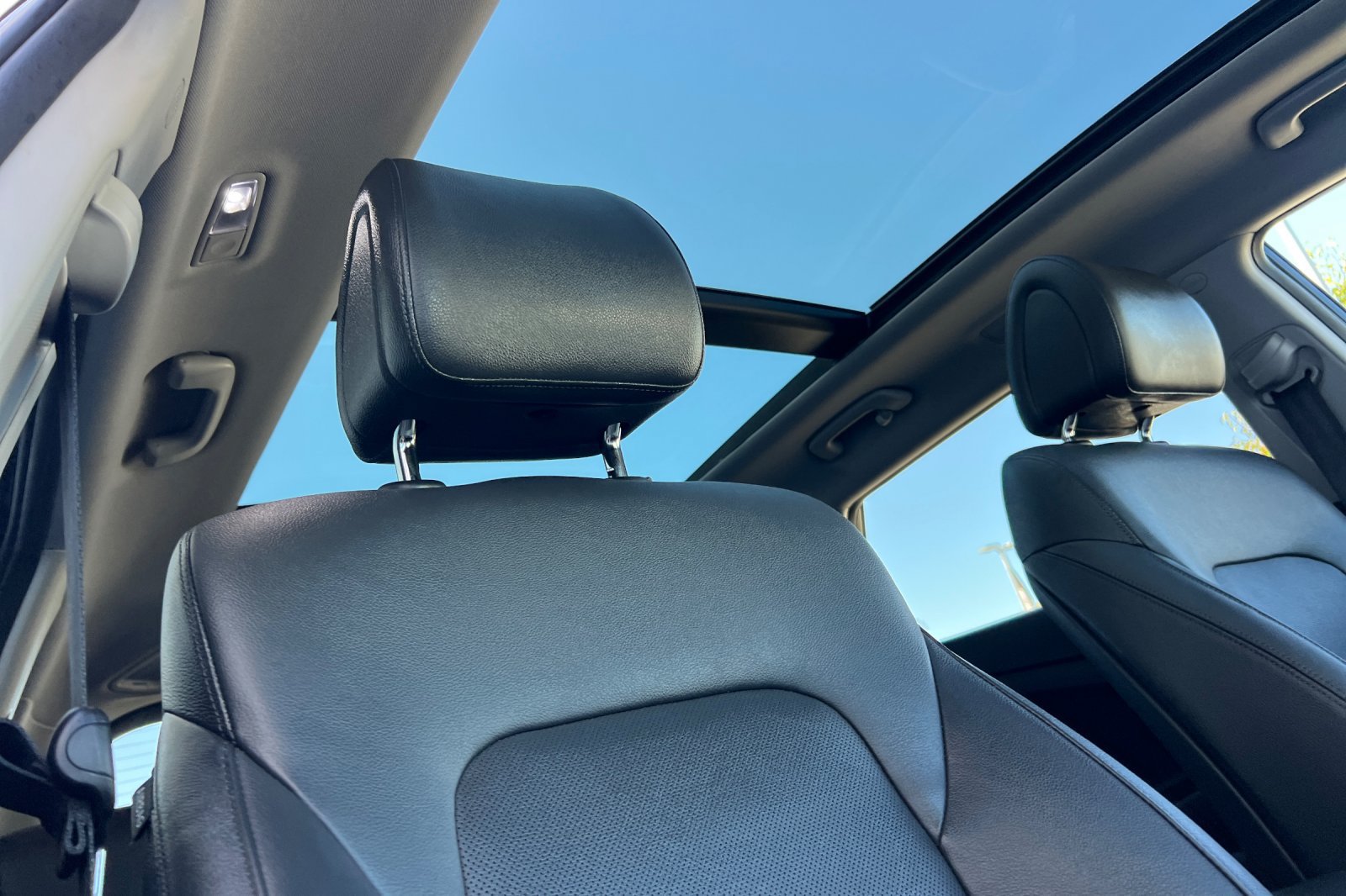 Used 2016 Hyundai Tucson Limited w/ Option Group 03 FWD image 19