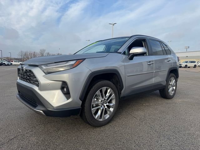 Used 2022 Toyota RAV4 Limited image 2