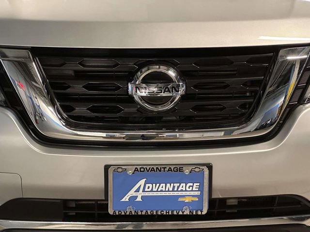 Used 2020 Nissan Pathfinder SV FWD image 10