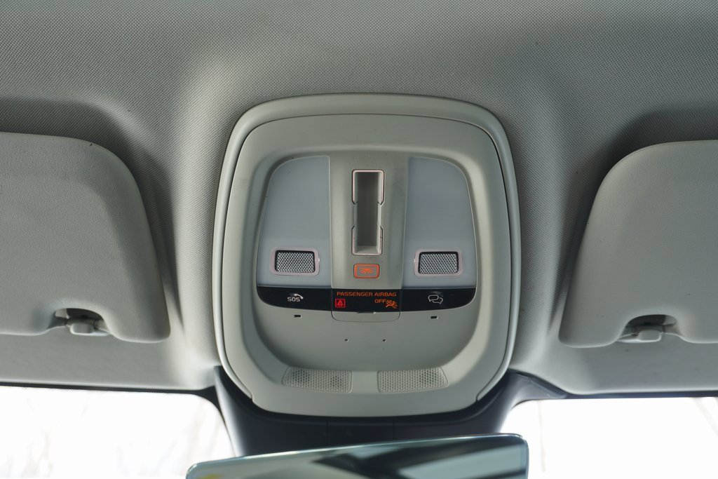 Used 2024 Volvo S60 B5 Plus image 25