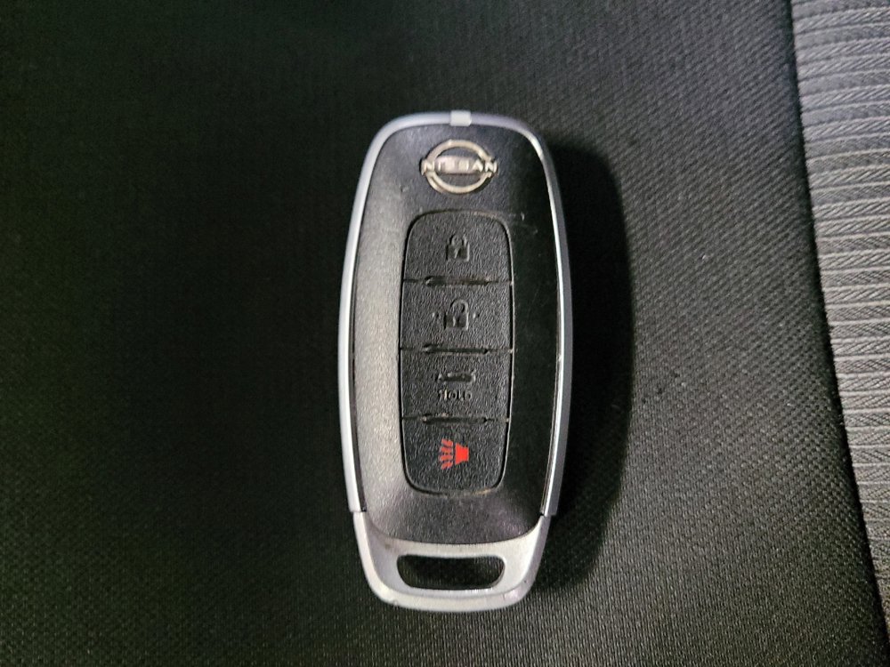 Used 2024 Nissan Sentra SV FWD image 32