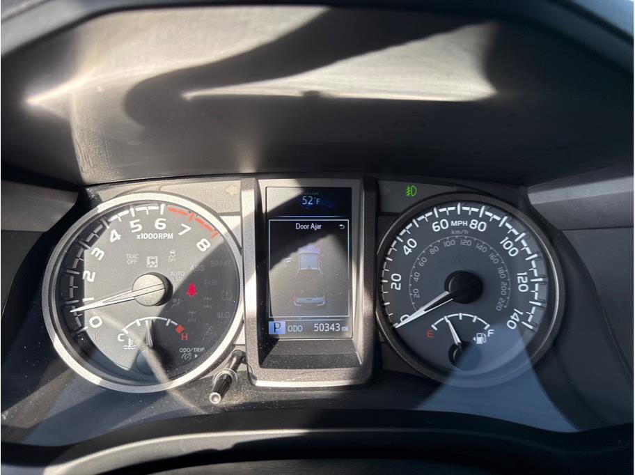 Used 2023 Toyota Tacoma TRD Sport image 31