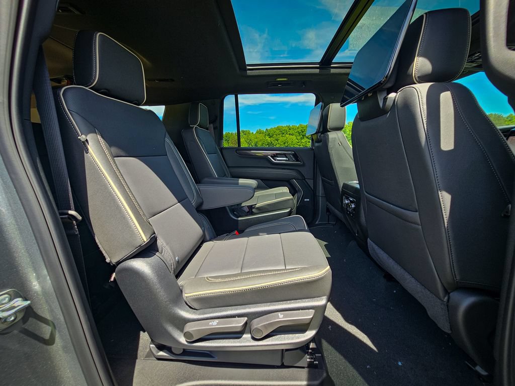 New 2026 GMC Yukon XL Elevation w/ Elevation Premium Package AWD/4WD image 43