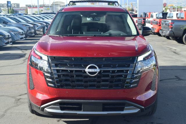 New 2026 Nissan Pathfinder Platinum w/ Cargo Package AWD/4WD image 3