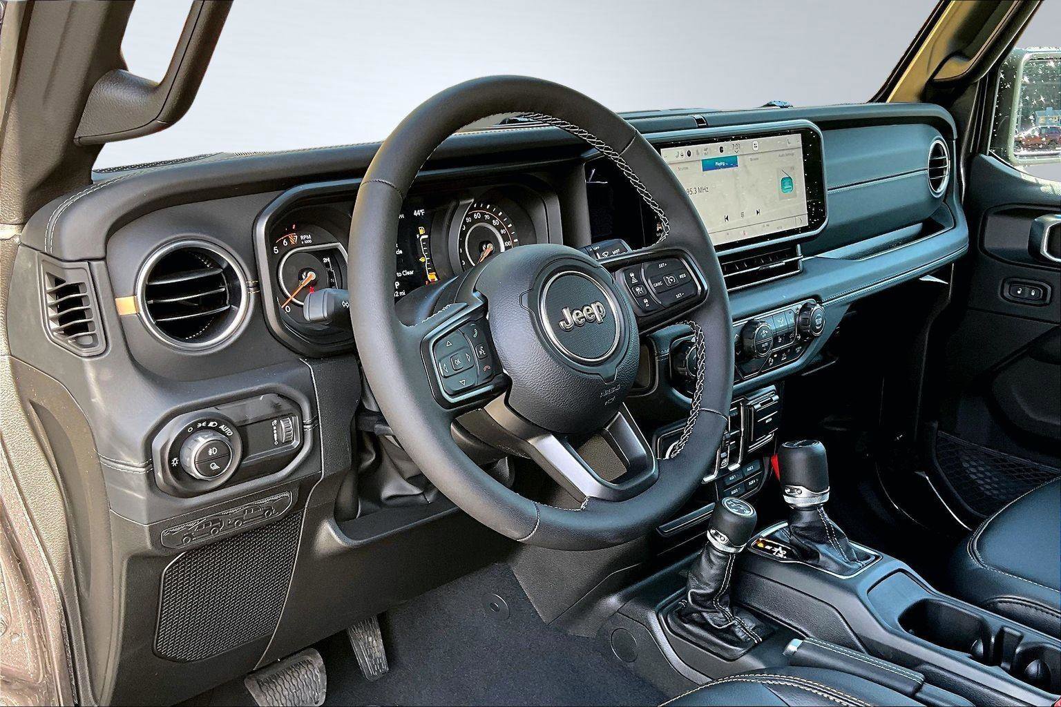 New 2026 Jeep Gladiator Sport image 7