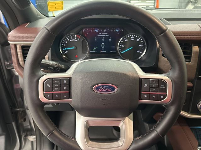 Used 2022 Ford Expedition Limited image 13