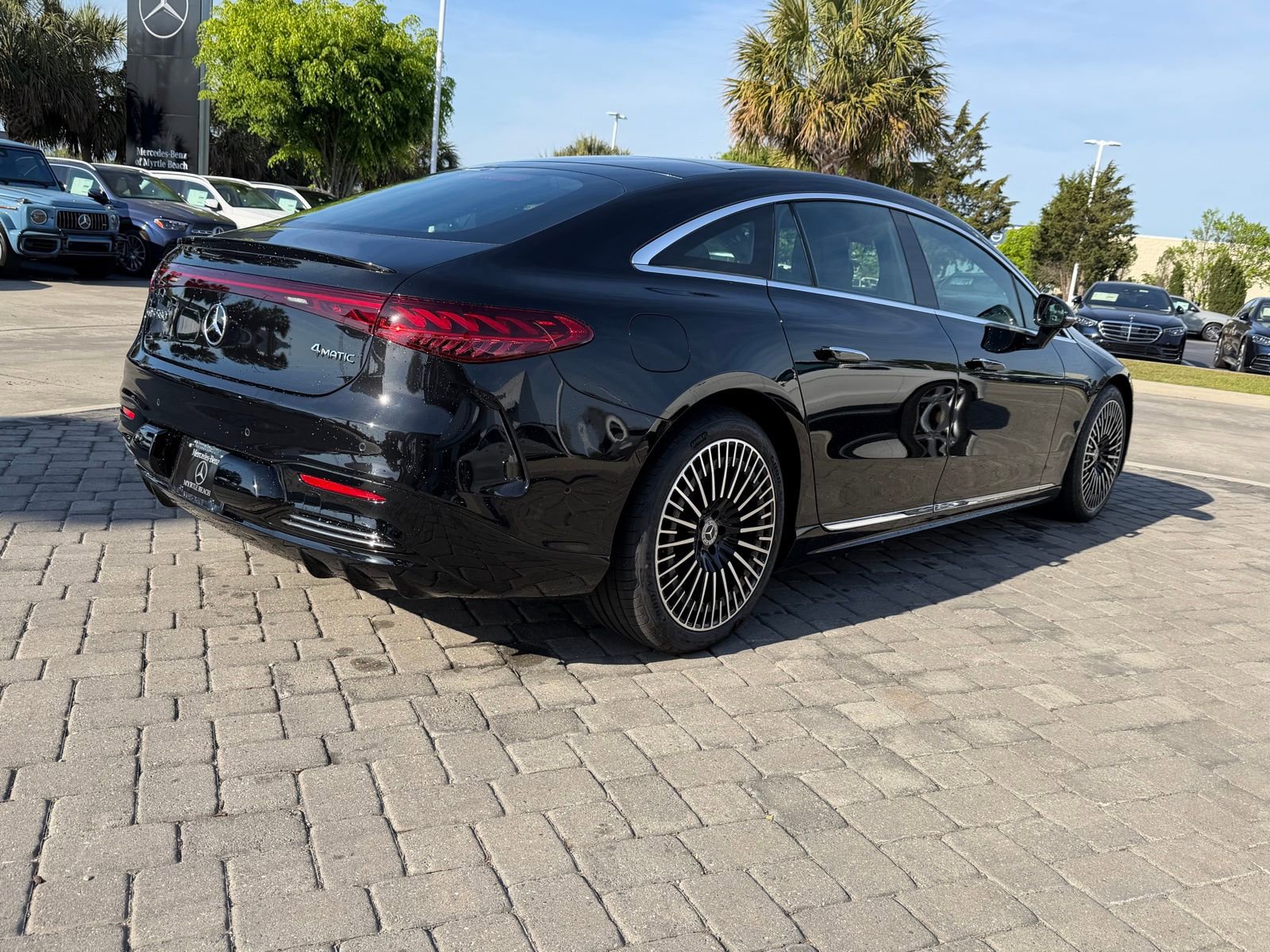 Certified 2023 Mercedes-Benz EQS 580 4MATIC Sedan image 9