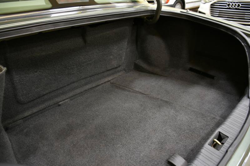Used 1997 Jaguar XJ6 RWD image 16
