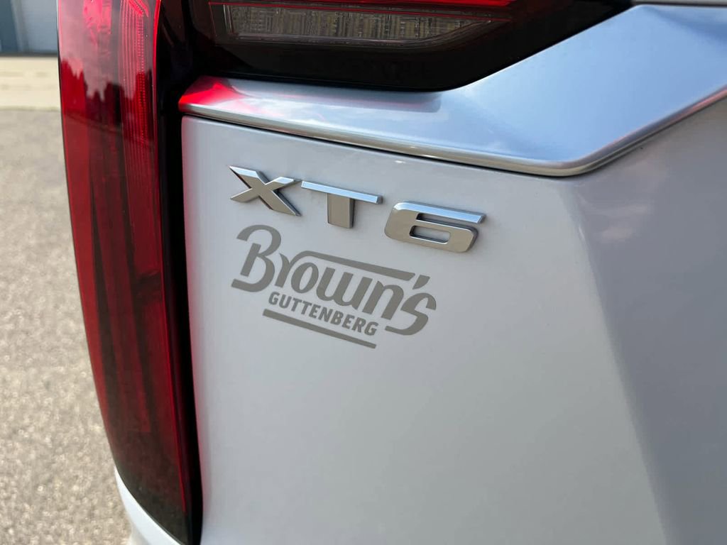 Used 2023 Cadillac XT6 Premium Luxury w/ Technology Package AWD/4WD image 12
