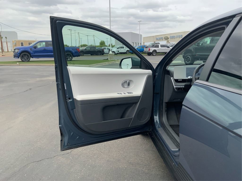 Used 2024 Hyundai Ioniq 5 SEL RWD image 20