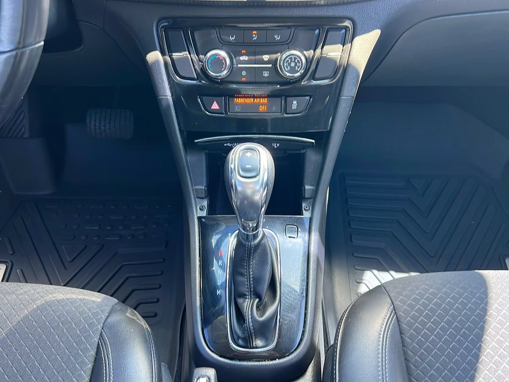 Used 2020 Buick Encore Preferred FWD image 18