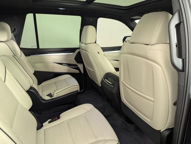 Used 2025 Cadillac Escalade Sport image 24