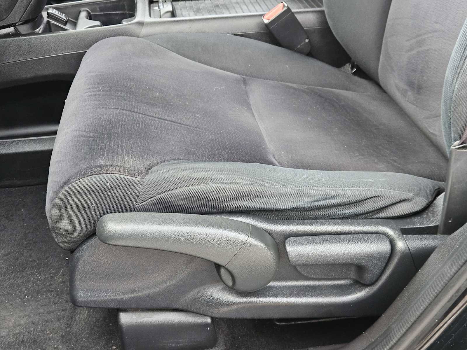 Used 2012 Honda CR-V LX image 22