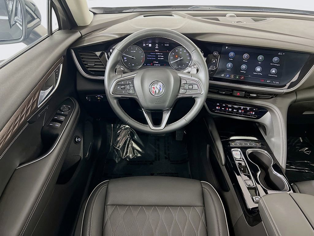 Used 2023 Buick Envision Avenir image 24
