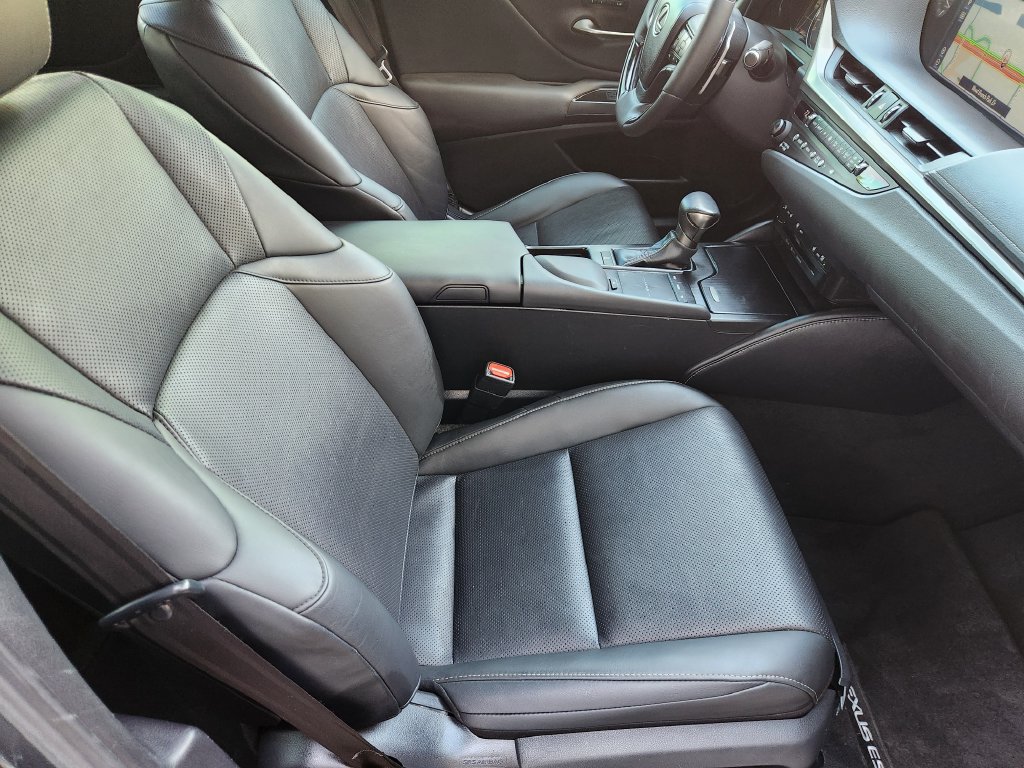 Used 2019 Lexus ES 350 w/ Premium Package FWD image 14