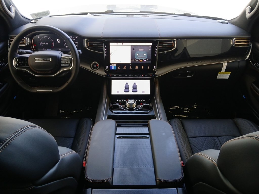 New 2026 Jeep Grand Wagoneer Summit AWD/4WD image 20