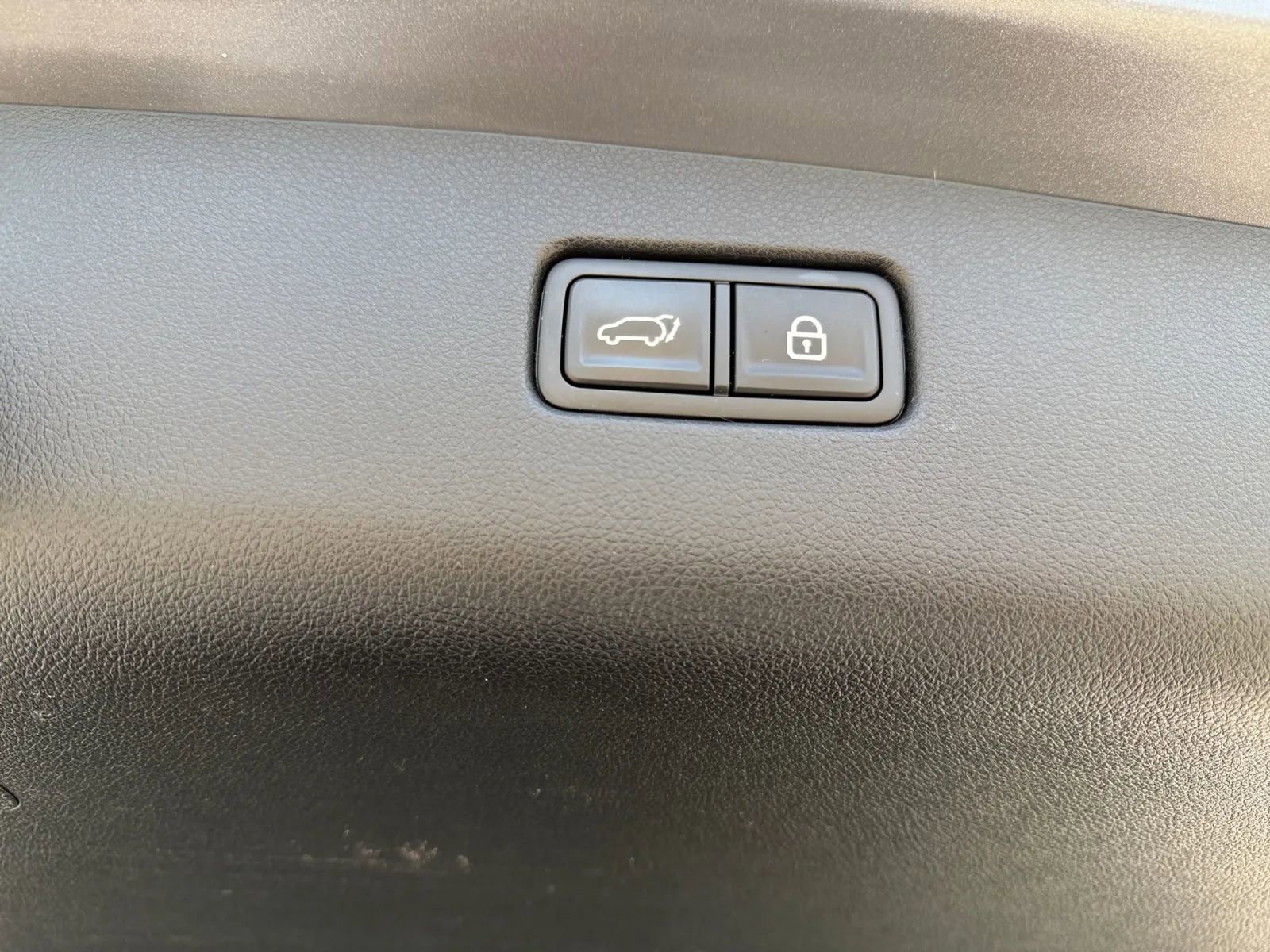 Used 2022 Genesis GV70 3.5T Sport w/ Sport Advanced Package image 30