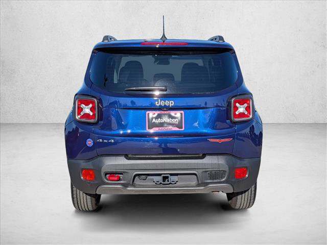 Used 2016 Jeep Renegade Trailhawk image 7
