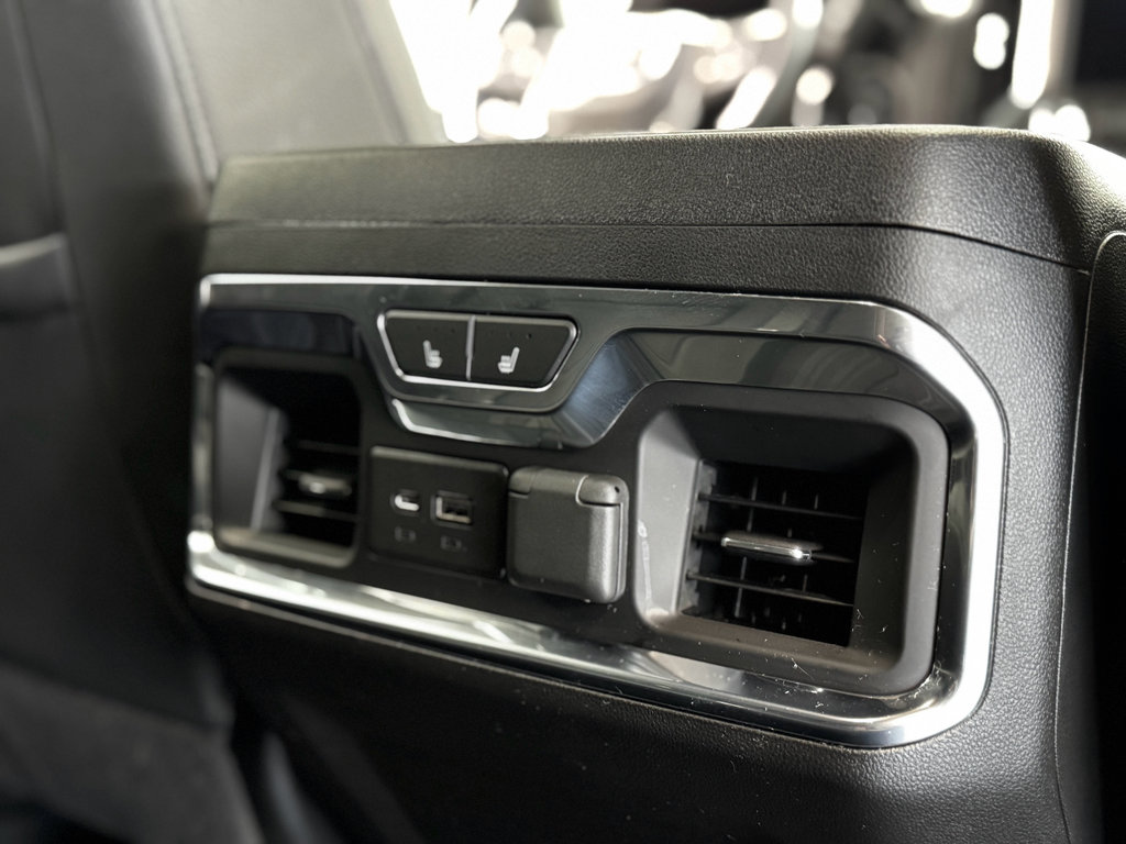 Used 2021 GMC Sierra 3500 Denali w/ Denali Ultimate Package image 36