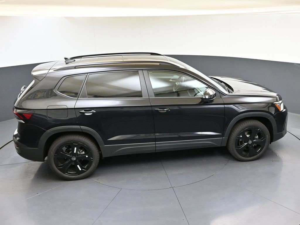 New 2025 Volkswagen Taos SE image 49