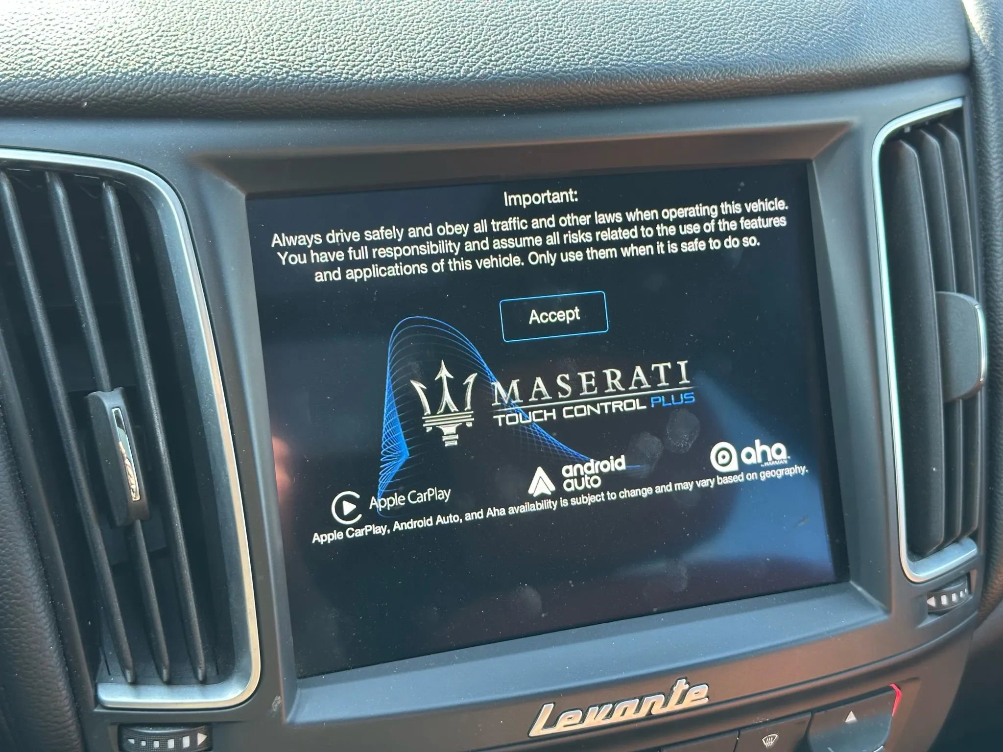 Used 2017 Maserati Levante w/ Sport Package image 29