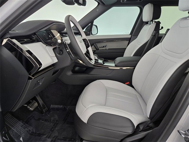 New 2026 Land Rover Range Rover Sport Dynamic SE image 9