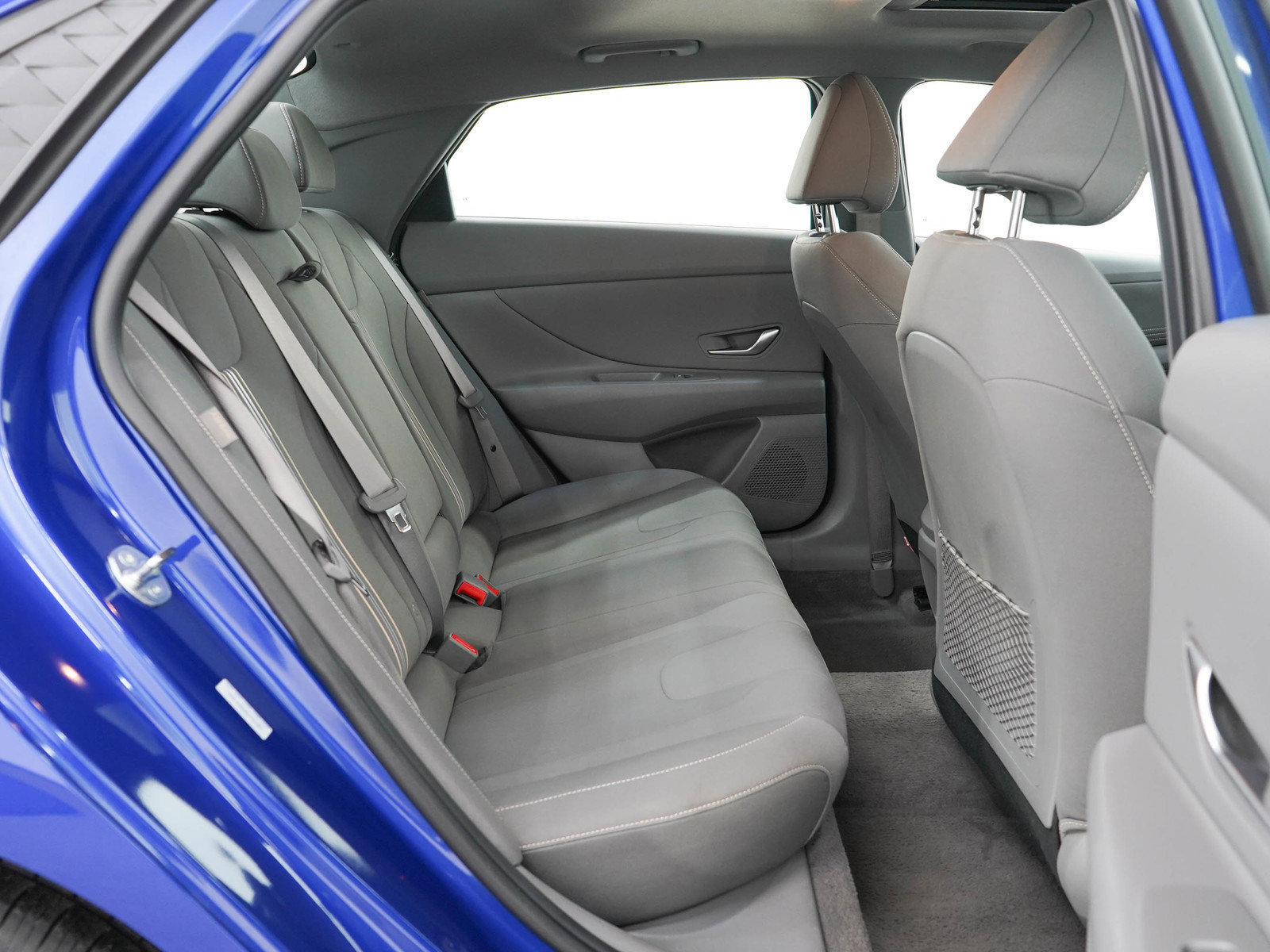 Used 2025 Hyundai Elantra SEL FWD image 13