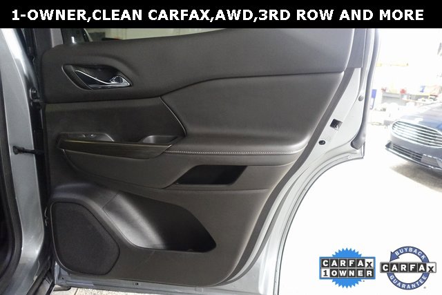 Used 2023 GMC Acadia SLT w/ Technology Package image 25