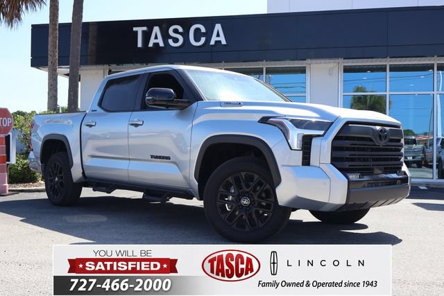 Used 2025 Toyota Tundra Limited AWD/4WD image 1