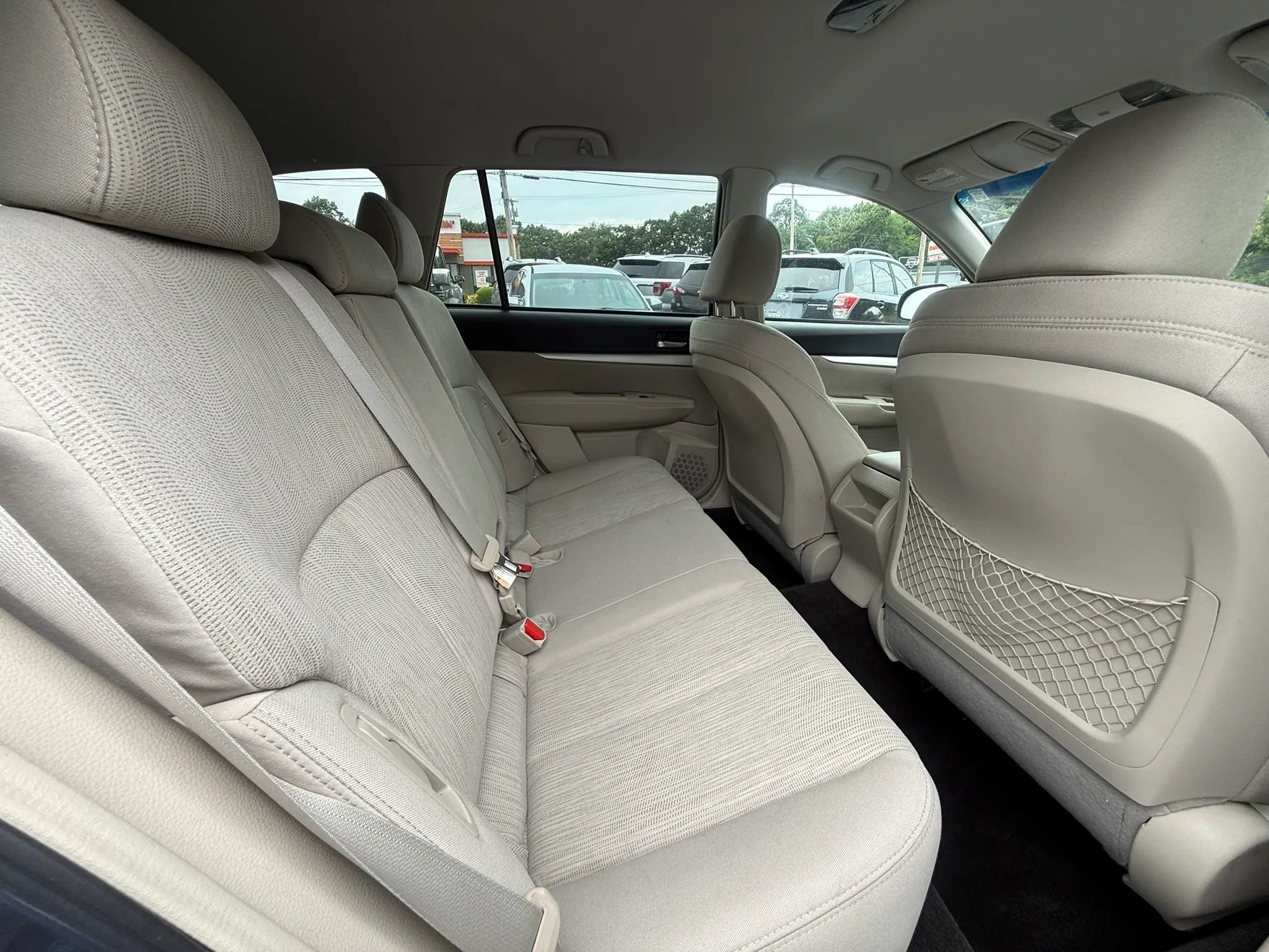 Used 2013 Subaru Outback 2.5i Premium w/ All-Weather Pkg AWD/4WD image 19