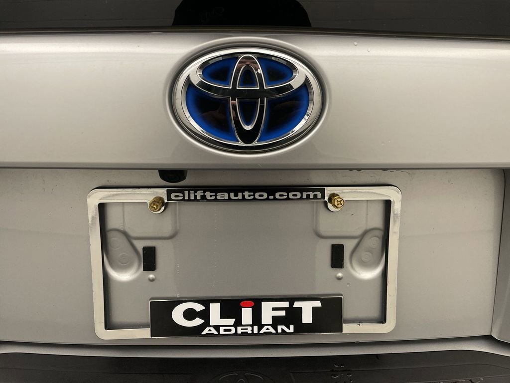 Used 2022 Toyota Prius XLE image 24