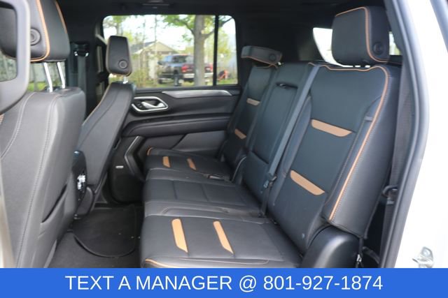 Used 2023 GMC Yukon XL AT4 w/ AT4 Premium Plus Package AWD/4WD image 18