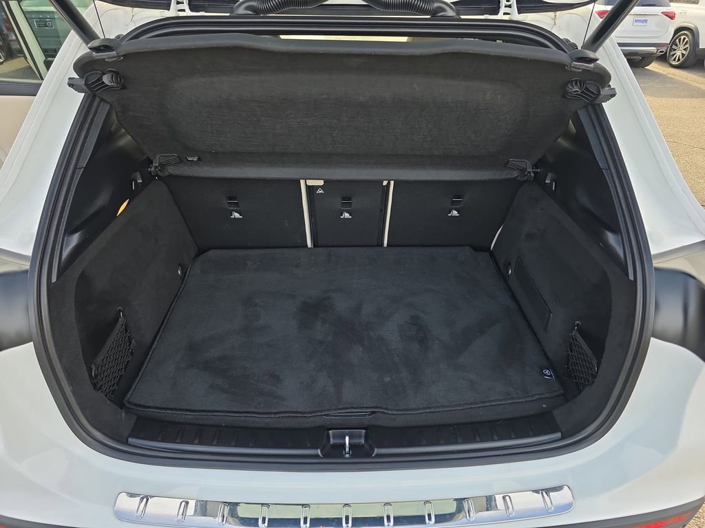 Certified 2025 Mercedes-Benz GLA 250 4MATIC image 16