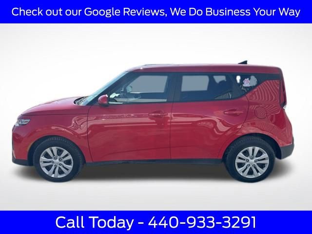 Used 2022 Kia Soul LX image 25