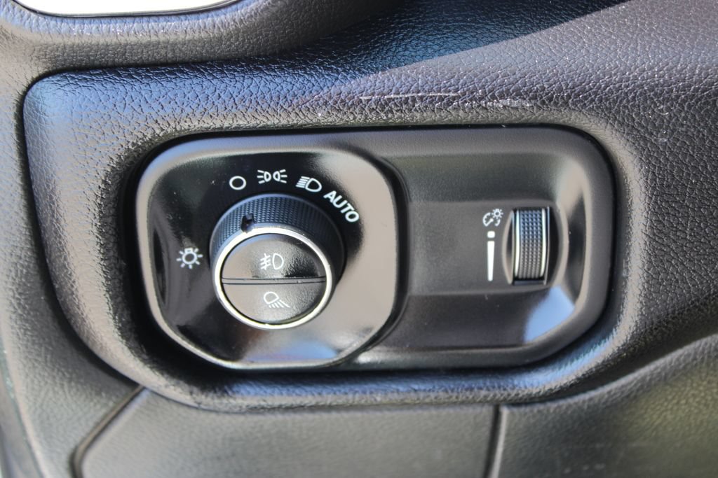 Used 2024 RAM 2500 Big Horn AWD/4WD image 27