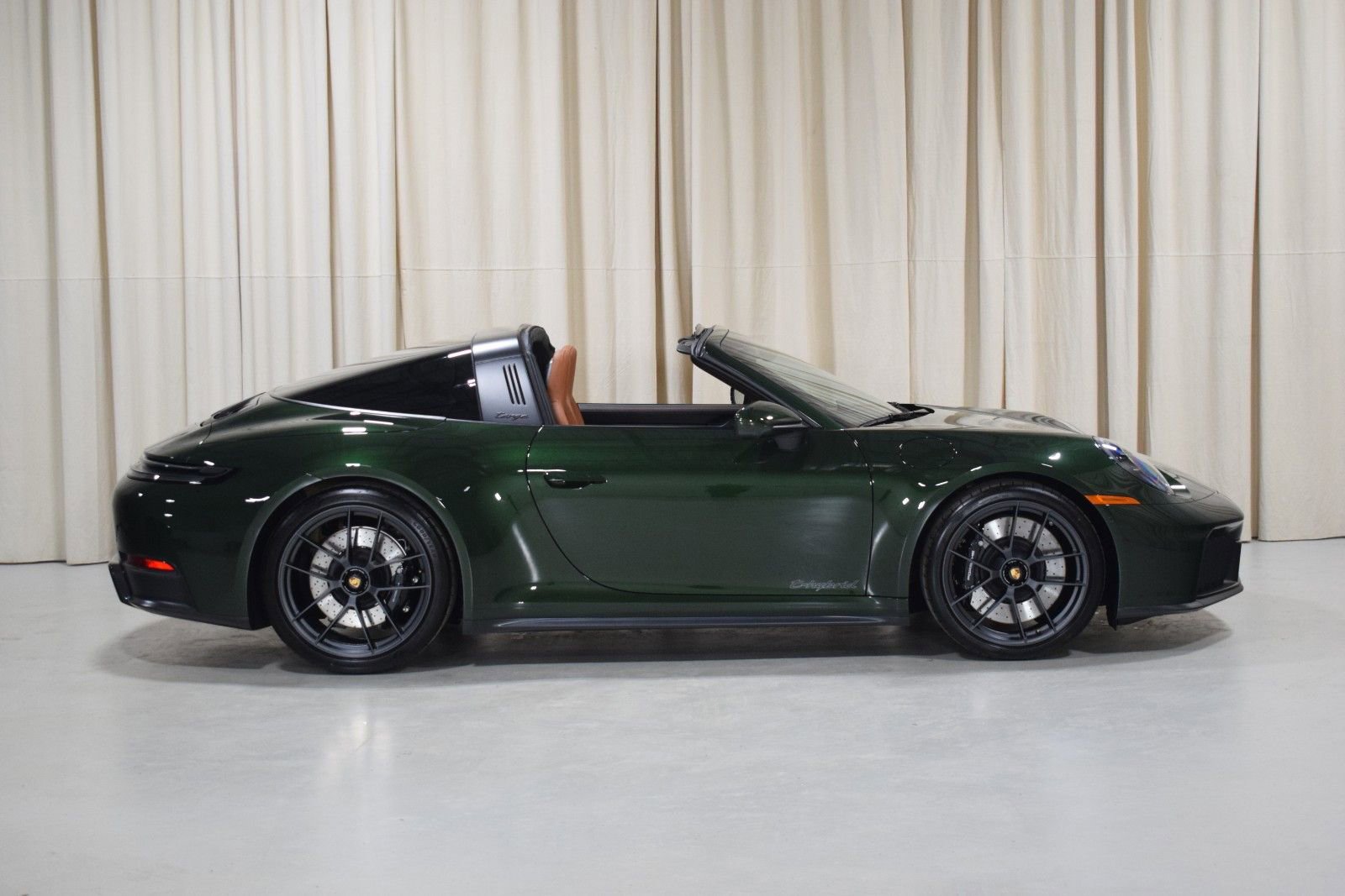 Used 2026 Porsche 911 Targa 4 GTS image 16