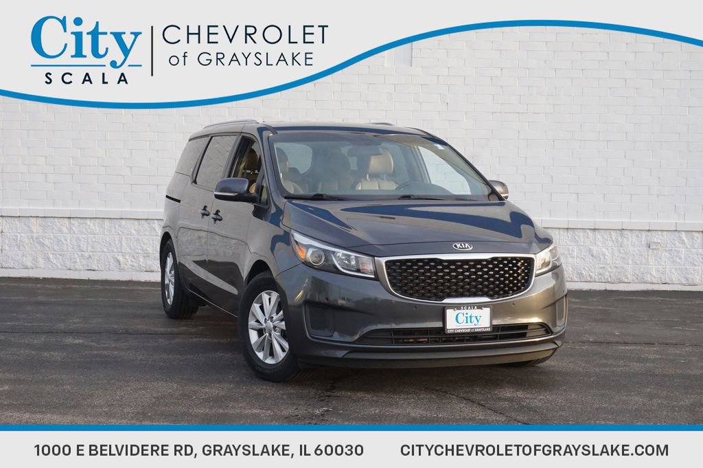 Used 2017 Kia Sedona LX w/ LX Essentials Premium Package