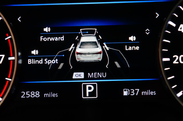 Certified 2024 Nissan Sentra SV FWD image 17