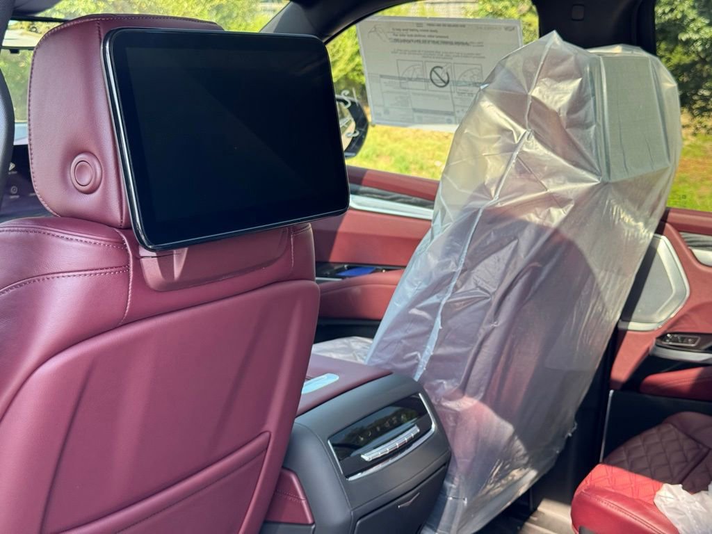 New 2026 Cadillac Escalade ESV Luxury w/ Touring Package image 22