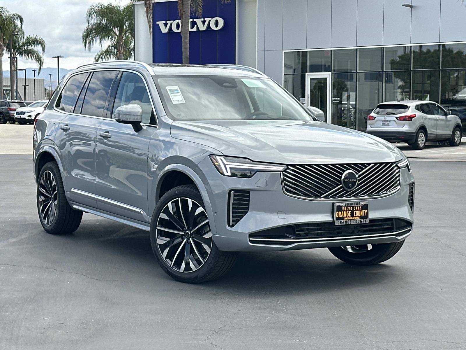 New 2026 Volvo XC90 B6 Ultra w/ Protection Package