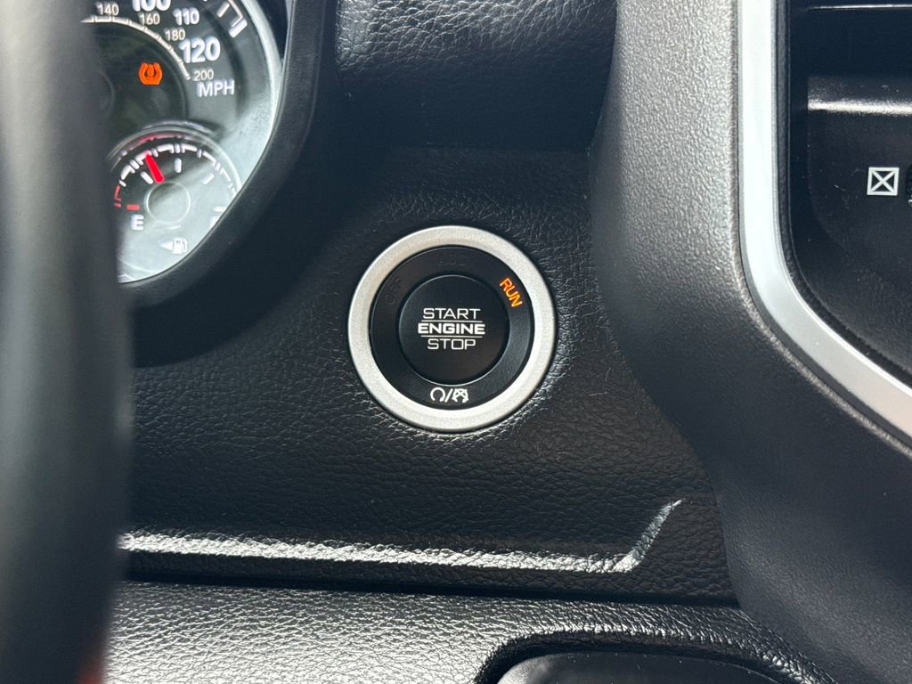 Used 2022 RAM 1500 Big Horn AWD/4WD image 29