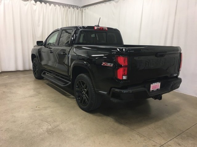 Used 2025 Chevrolet Colorado Z71 w/ Technology Package image 7