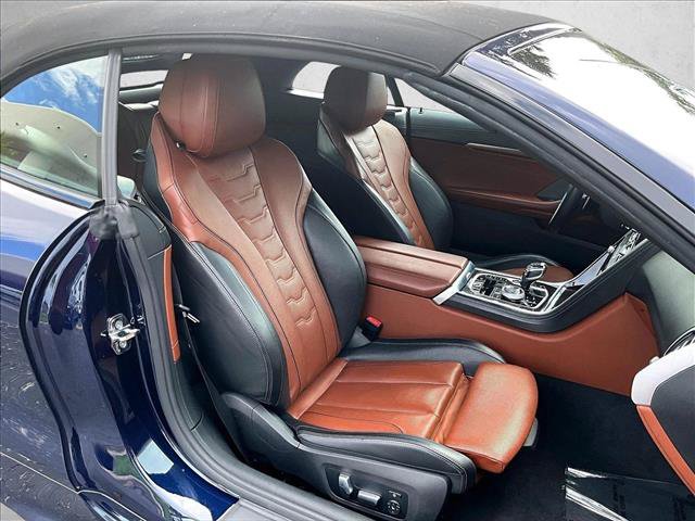 Used 2023 BMW M850i xDrive Convertible w/ M Sport Professional Package AWD/4WD image 9