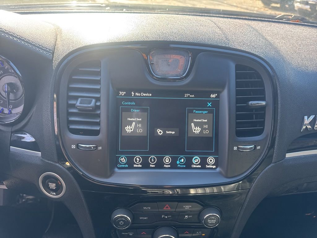 Used 2023 Chrysler 300 S image 18