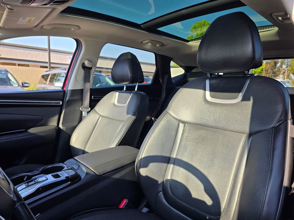 Certified 2023 Hyundai Tucson Limited AWD/4WD image 17