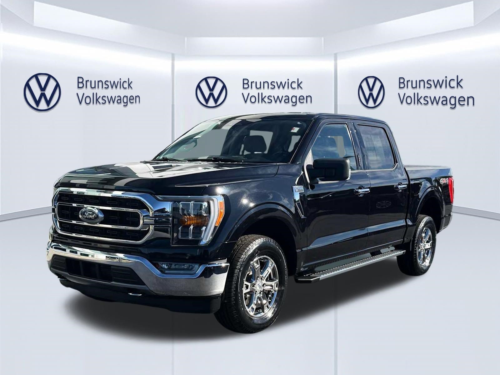 Used 2021 Ford F150 XLT w/ Equipment Group 302A High AWD/4WD image 1
